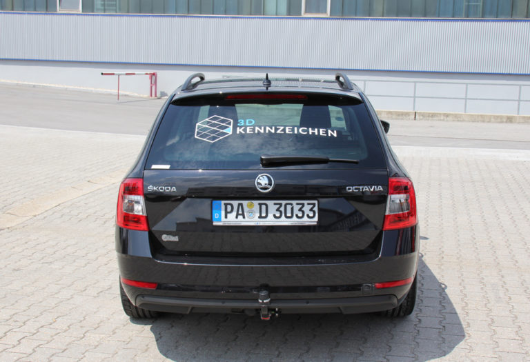 Fahrzeugbeschriftung für 3D-Kennzeichen in Passau - Signus