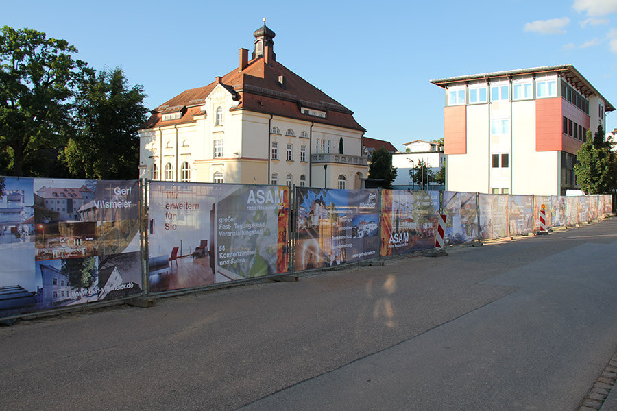 Bedruckte Bauzaunbanner in Straubing
