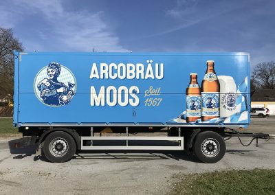 Anhänger mit Digitaldruck beschriftet