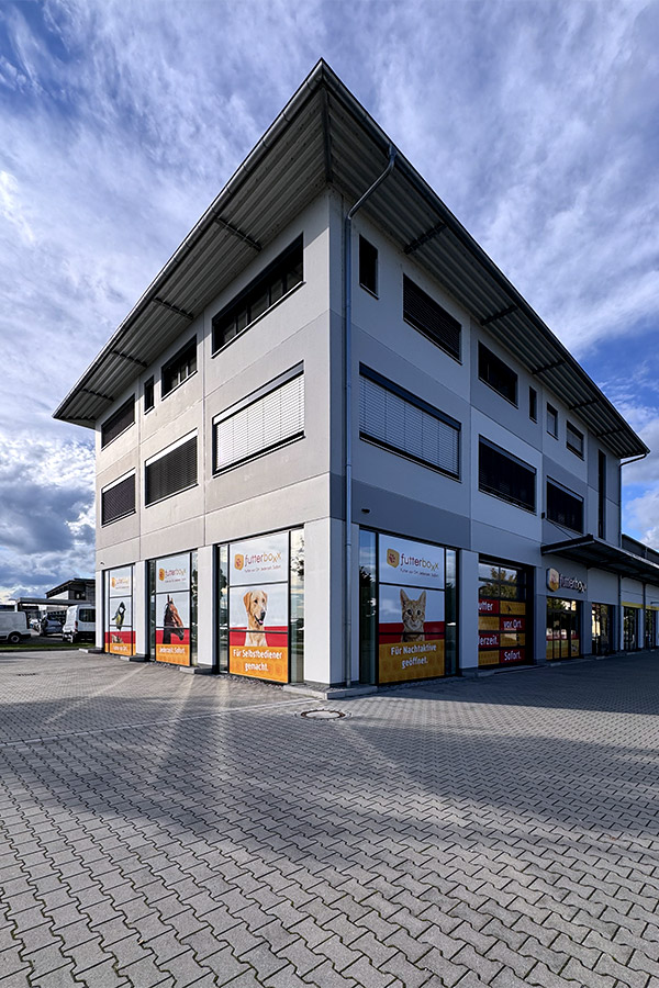 Außenaufnahme Futterboxx in Fischerdorf bei Deggendorf