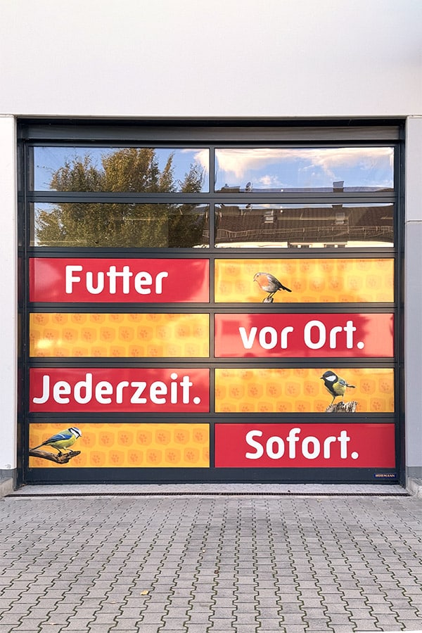 Digitaldruckfolien auf Rolltor