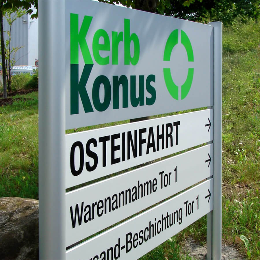 Hinweissystem, Hinweisschild mit Folienplott
