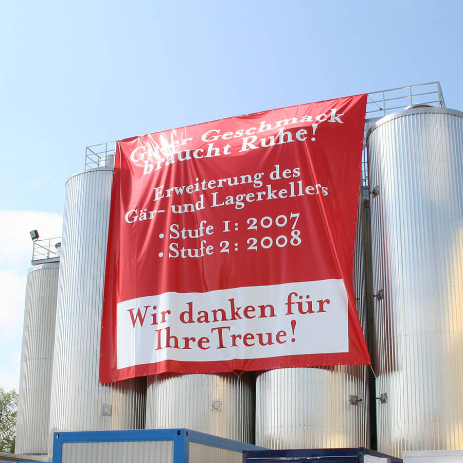 Großes Banner