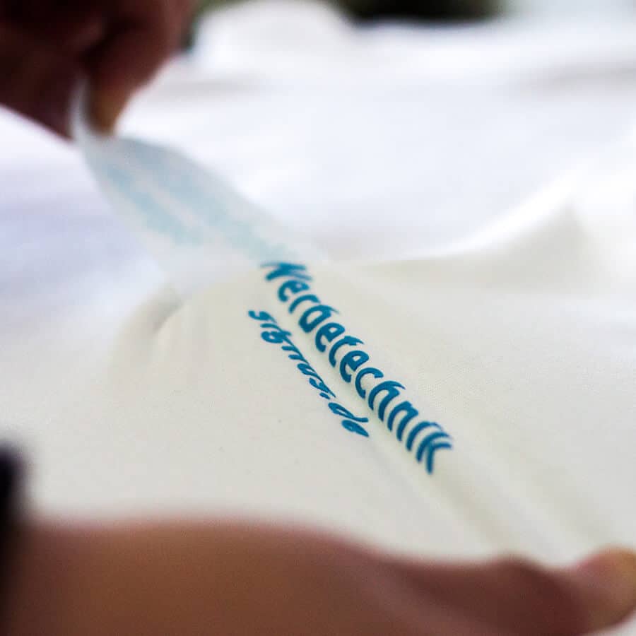 Textil Beschriftung mit Handpresse