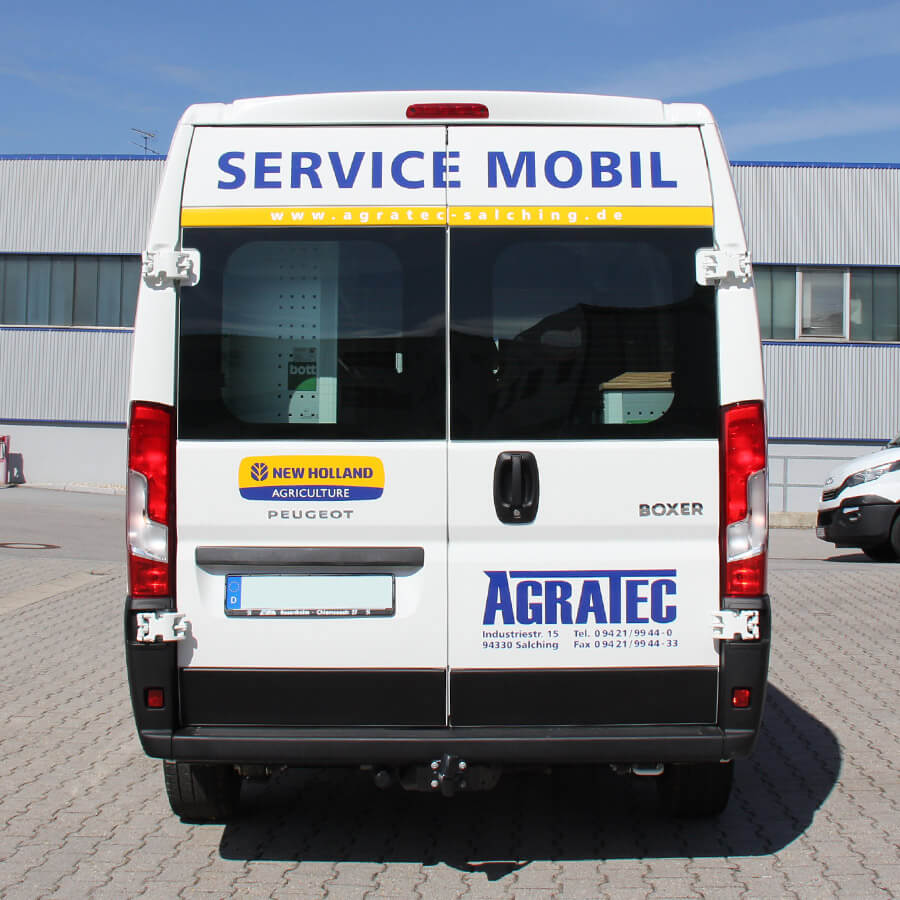 Fahrzeugwerbung für ein Unternehmen aus Straubing Fahrzeugwerbung für ein Unternehmen aus Straubing