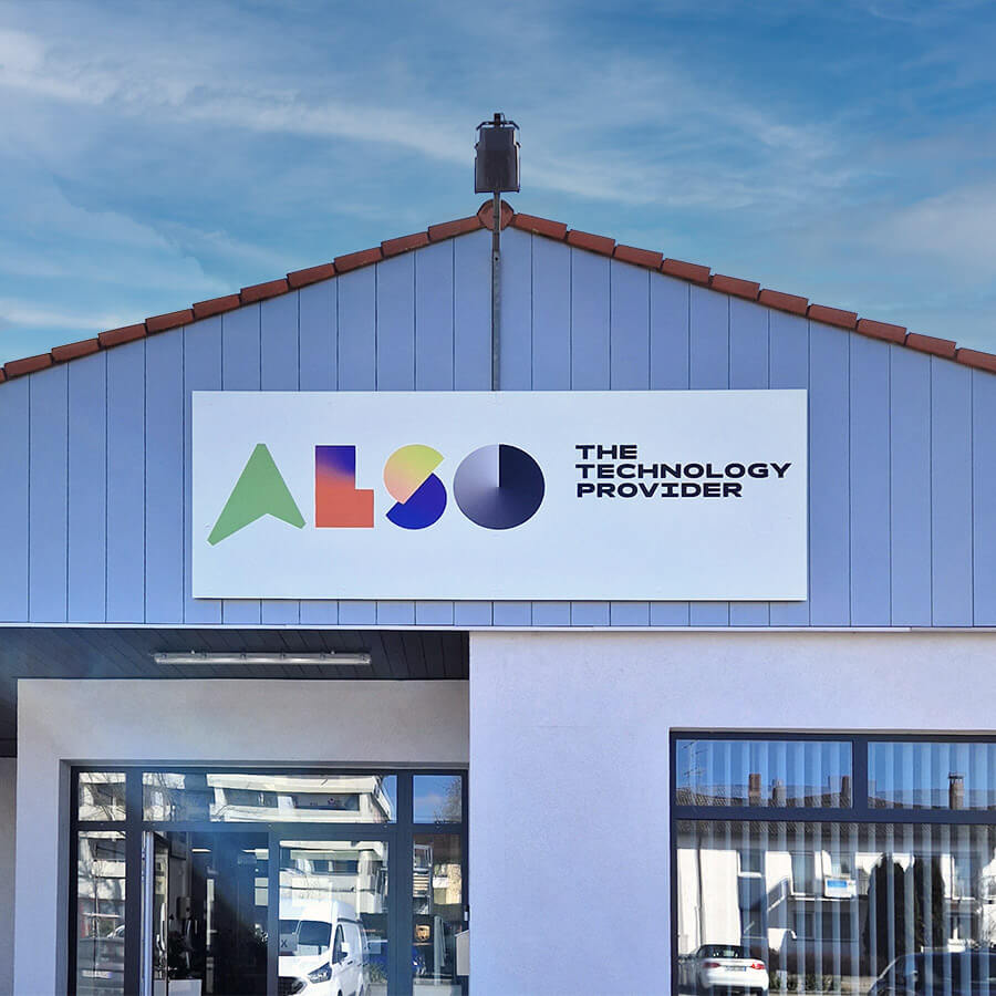 Firmenschild in Straubing