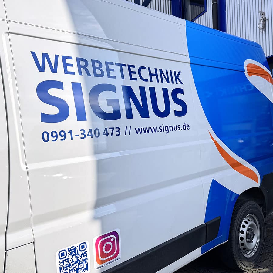 Werbefahrzeug SIGNUS Werbetechnik in Deggendorf