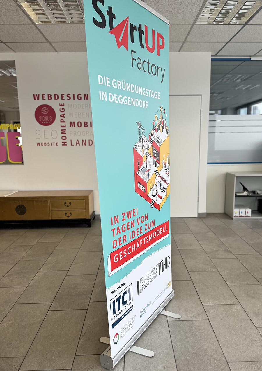 Platzsparender Werbeaufsteller für Messen und Veranstaltungen